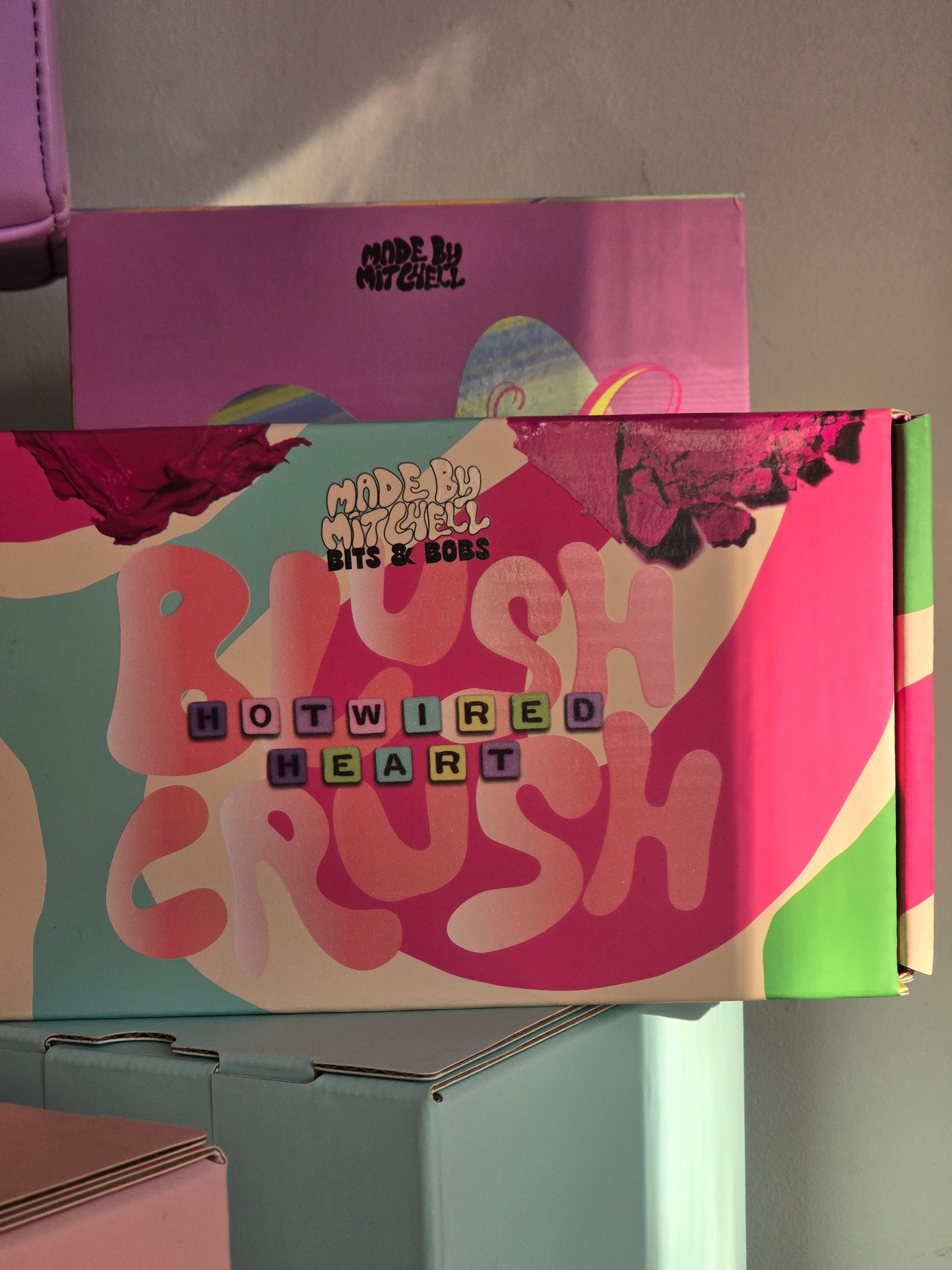 Made By Mitchell - Bits & Bobs Makeup & Brush Bundle - Hotwired Hearts